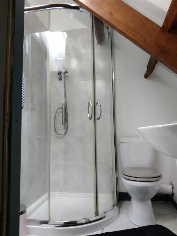 Vila Craftycotta Glomel Exteriér fotografie